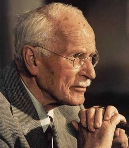 Carl Gustav Jung. Médico psiquiatra, psicólogo y ensayista suizo.